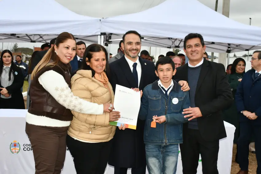 Valdés encabezó el 113° aniversario de Colonia Libertad